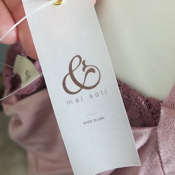 Mai Soli flowy short sleeve top shirt - Picture 3 of 4